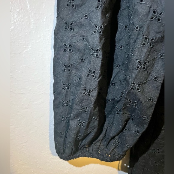 Gap Black Eyelet Mini Wrap Dress with Ruffle Hem Size S - Picture 4 of 6